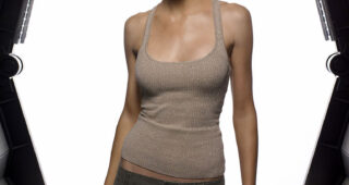 Battlestar Galactica : Photo Tricia Helfer