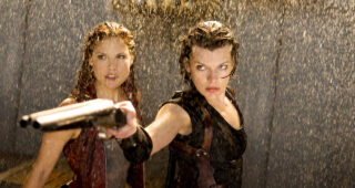 Photo Ali Larter, Milla Jovovich