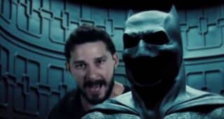 Batman v Superman : L'Aube de la justice : shia labeouf trailer