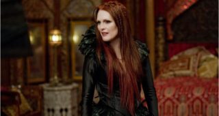 Julianne Moore : Julianne Moore, Le Septième Fils