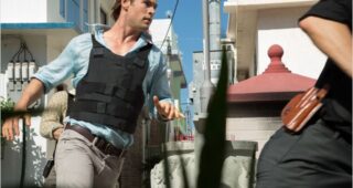 Chris Hemsworth : Hacker, Hacker