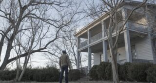 Outcast : Saison 1
