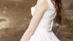 Charlotte Hope : Photo officielle