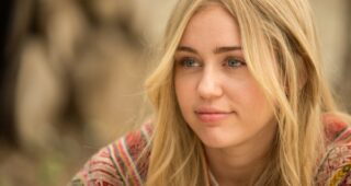 Crisis in Six Scenes : saison 1