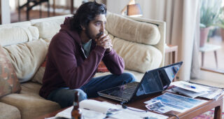 Lion : Photo Dev Patel