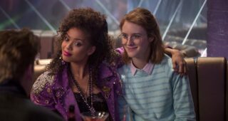Photo Mackenzie Davis, Gugu Mbatha-Raw