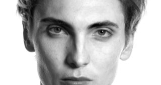 Eamon Farren : Photo officielle