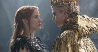Le Chasseur et la Reine des glaces : Photo Jessica Chastain, Charlize Theron