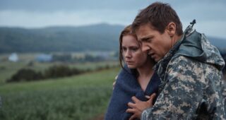 Premier contact : Photo Amy Adams, Jeremy Renner