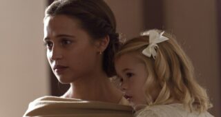 Une vie entre deux océans : Photo Alicia Vikander