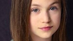 Ella Ballentine : Photo officielle