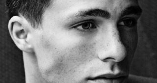 Colton Haynes : Photo officielle
