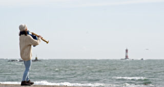 Souffler plus fort que la mer : Photo Souffler plus fort que la mer