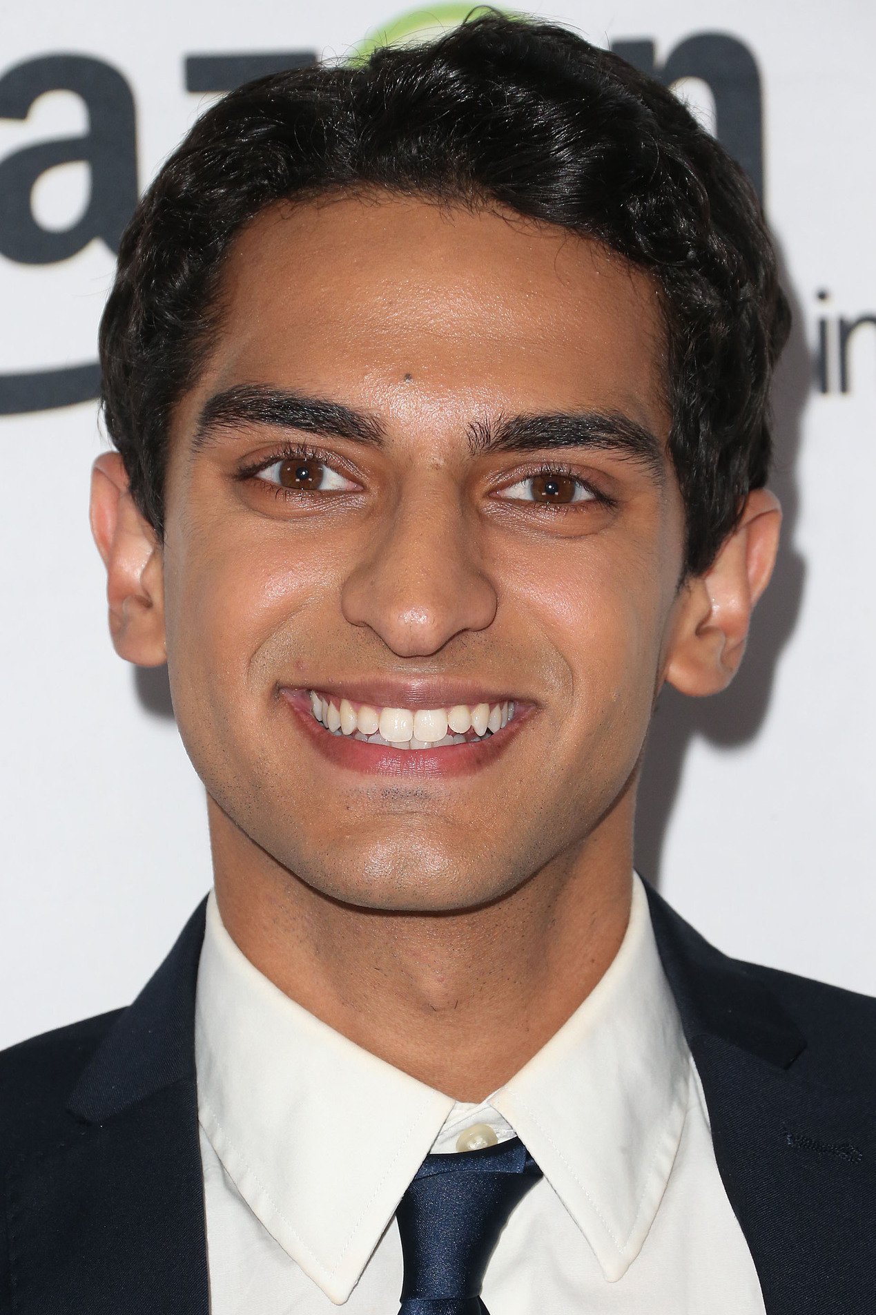 Karan Soni : Photo officielle