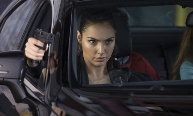 Keeping Up with the Joneses : Photo Gal Gadot