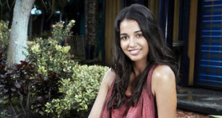 Naomi Scott : Photo