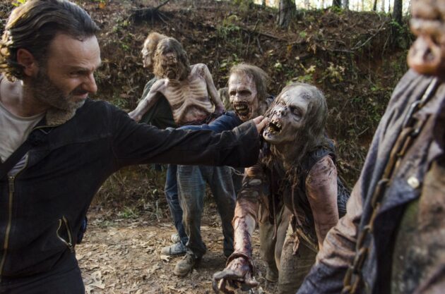 Photo zombies