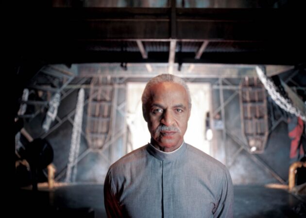Photo Ron Glass