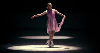 It's all about love : Photo Claire Danes