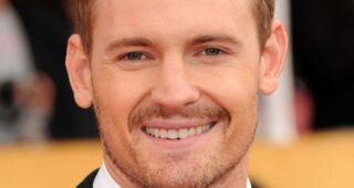 Josh Pence : Photo officielle