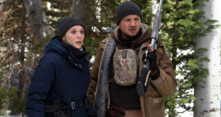 Wind River : Photo Jeremy Renner, Elizabeth Olsen