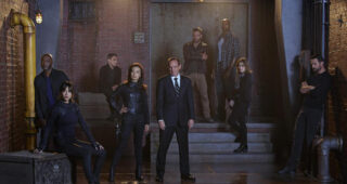 Agents of S.H.I.E.L.D. : Photo BJ Britt, Chloe Bennet, Iain De Caestecker, Ming-Na Wen, Clark Gregg, Nick Blood, Henry Simmons,