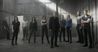 Agents of S.H.I.E.L.D. : Photo Brett Dalton, Elizabeth Henstridge, Iain De Caestecker, Ming-Na Wen, Chloe Bennet, Nick Blood,