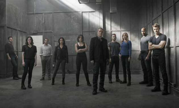 Agents of S.H.I.E.L.D. : Photo Brett Dalton, Elizabeth Henstridge, Iain De Caestecker, Ming-Na Wen, Chloe Bennet, Nick Blood,