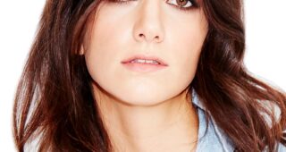 Sheila Vand : Photo officielle