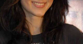 Julie Estelle : Photo officielle
