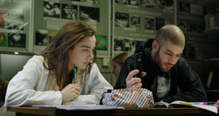 Grave : Photo Garance Marillier, Rabah Naït Oufella