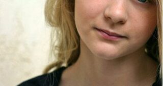 Ryan Simpkins : Photo officielle