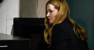 saison 1 : Photo Miranda Otto