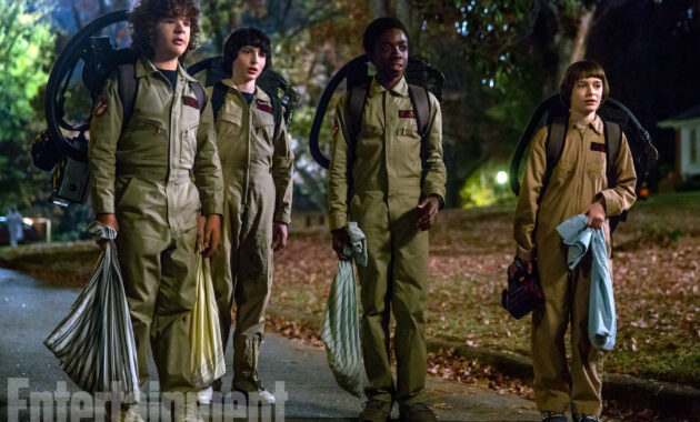 saison 2 : Photo Noah Schnapp, Finn Wolfhard, Gaten Matarazzo, Caleb McLaughlin,
