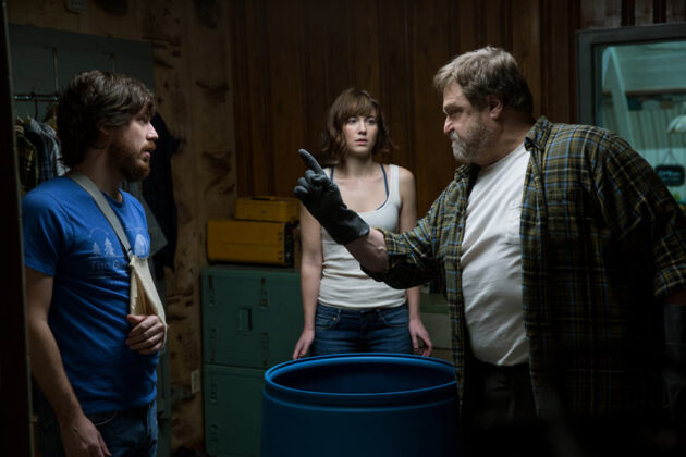Photo John Gallagher Jr., Mary Elizabeth Winstead, John Goodman