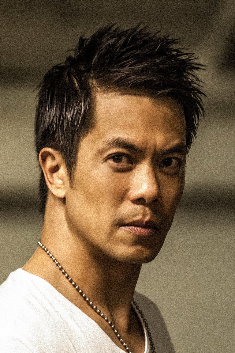 Byron Mann : Photo officielle