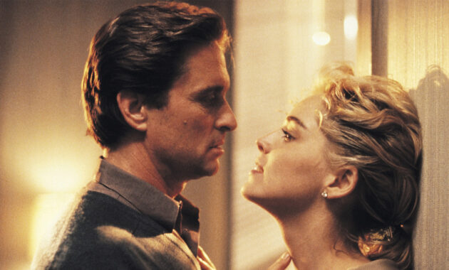 Basic Instinct : Photo Sharon Stone, Michael Douglas