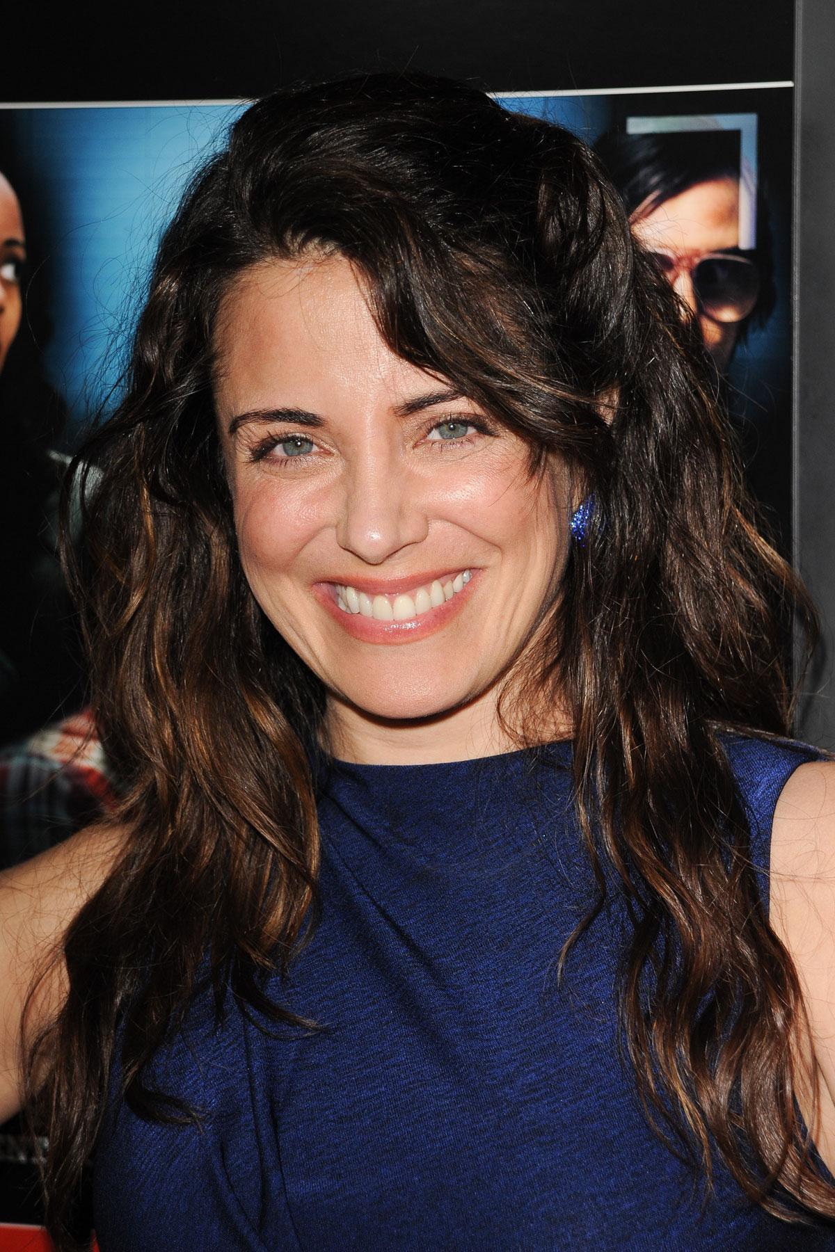 Alanna Ubach : Photo officielle