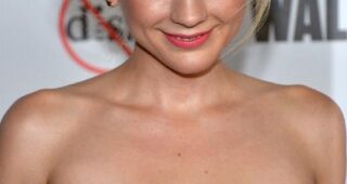 Emily Kinney : Photo officielle