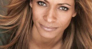Michelle Hurd : Photo officielle