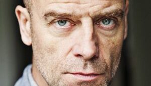 Pip Torrens : Photo officielle