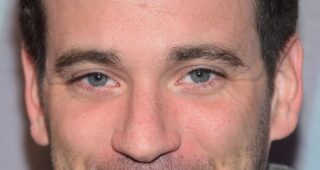 Colin Donnell : Photo officielle