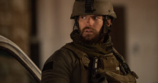 Sand Castle : Photo Henry Cavill