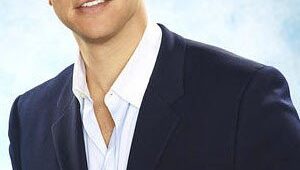 Hayes MacArthur : Photo officielle