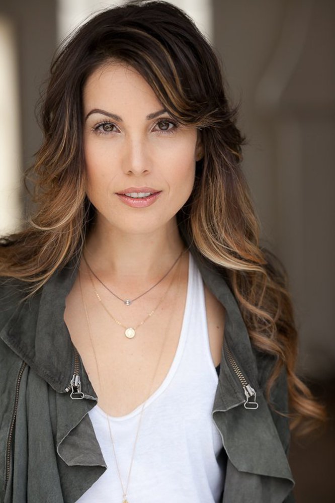 Carly Pope : Photo officielle