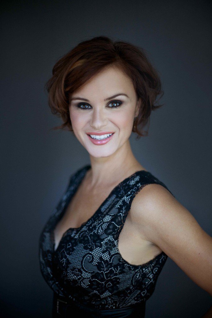 Keegan Connor Tracy : Photo officielle