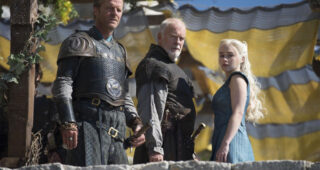 Game of Thrones : Photo Emilia Clarke , Ian Glen