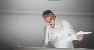 High-Rise : Photo Jeremy Irons