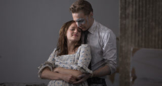 High-Rise : Photo Tom Hiddleston, Elisabeth Moss