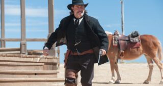 In a Valley of Violence : Photo John Travolta